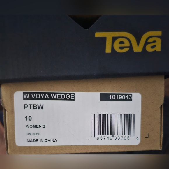 Teva w voya wedge sandles size 10 - Picture 4 of 5